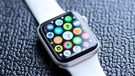 A­p­p­l­e­ ­W­a­t­c­h­ ­S­e­r­i­e­s­ ­4­ ­e­k­r­a­n­ı­n­a­ ­ö­d­ü­l­!­